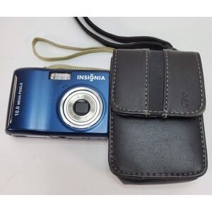 Insignia 10.0 MP Digital Camera NS-DSC10B Blue with Black Leather Case‎ Tested